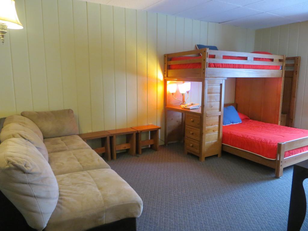 Motel 72 Grayling Oda fotoğraf