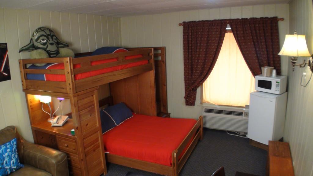 Motel 72 Grayling Dış mekan fotoğraf